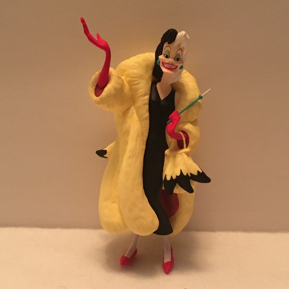 Hallmark Ornament - Cruella de Vil
